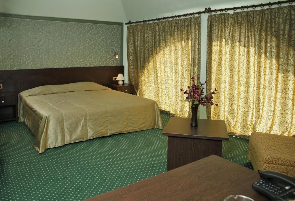 Hotel Dukov ابزور الغرفة الصورة